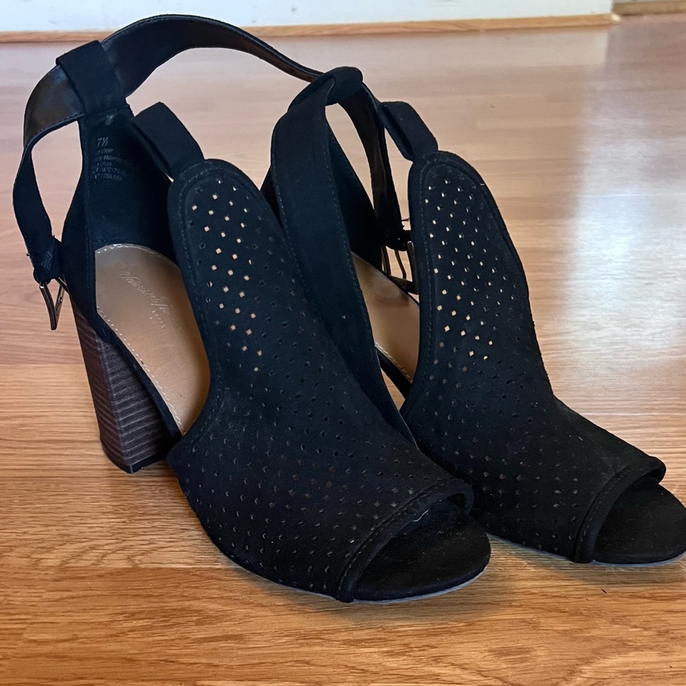 Black Peep Toe Sandals